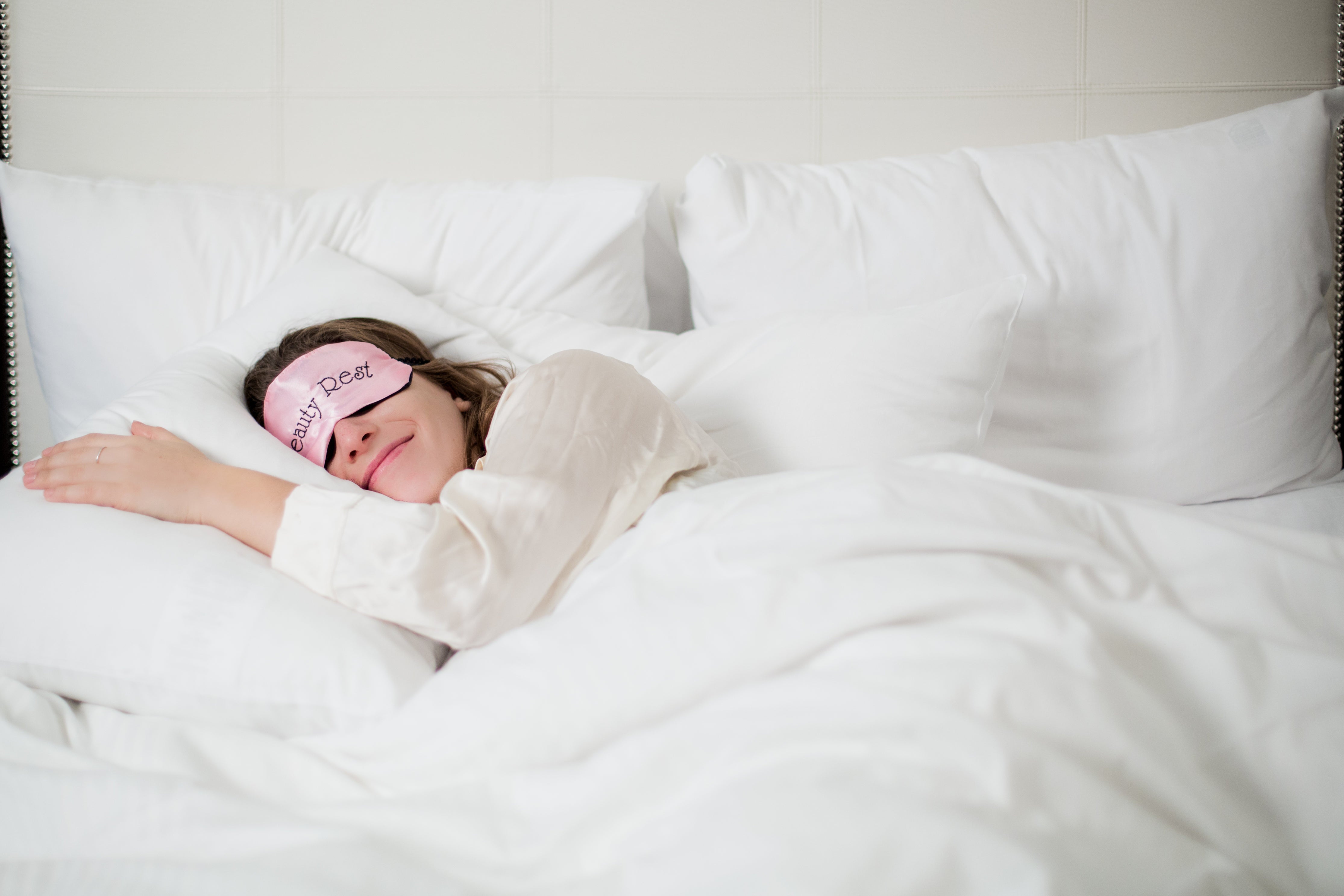 睡眠の質を上げる飲み物5選｜快適な眠りを支える行動を解説
